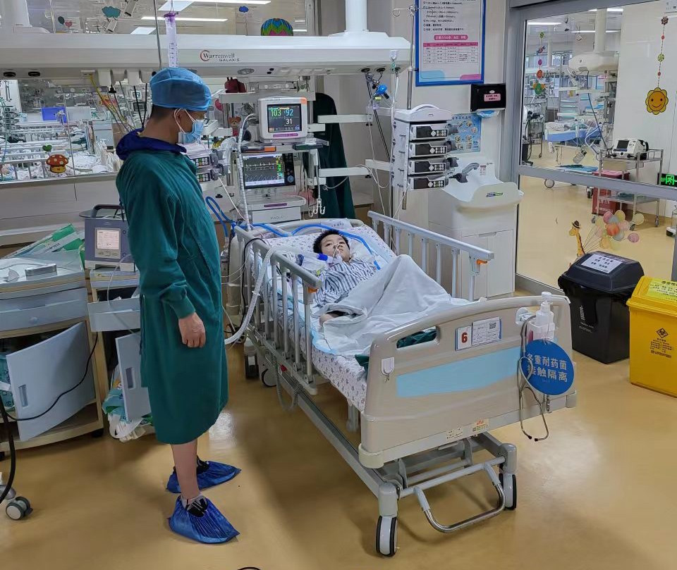 云阳县跨省救护车出租公司